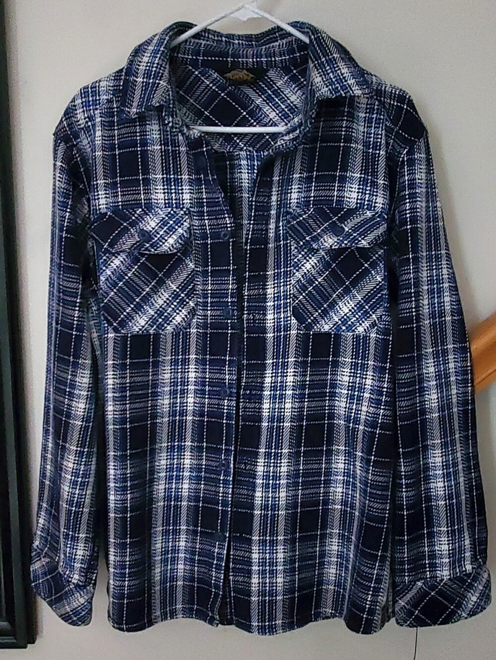 Pacific Trail Button Down Flannel. Size Medium Mens